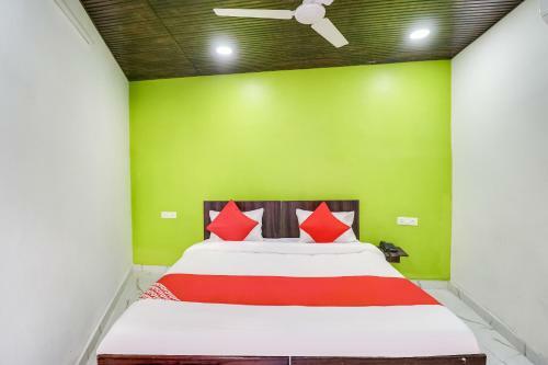 Oyo 71016 Hotel Green View