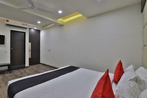 Capital O 41581 Hiriz Hotel