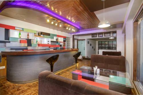 Hotel Muscatel Yavachi