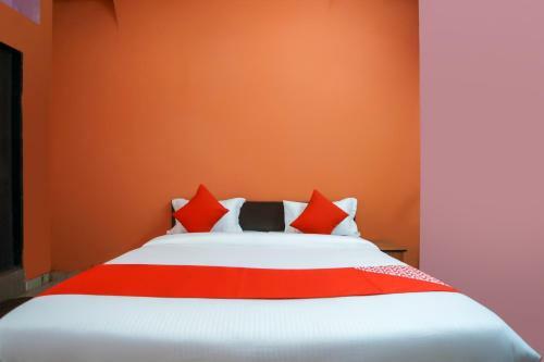 Hotel Oyo 68893 Rahul Residency