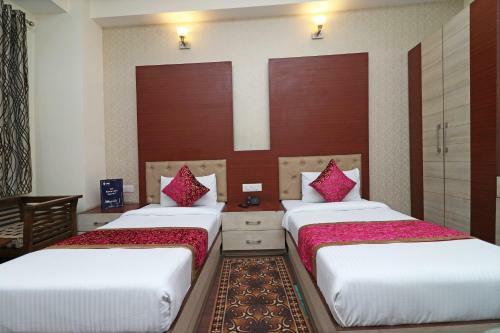 Oyo 11629 Hotel Sunshine Inn