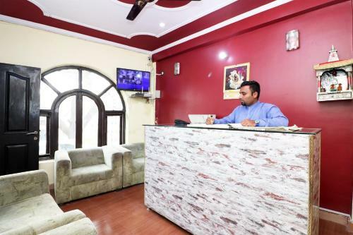 Oyo 26815 Hotel Sweet Night