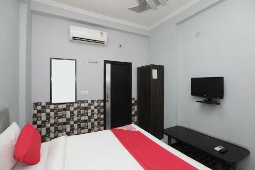 Oyo 40851 Hotel Athithi