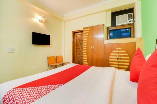 Hotel Oyo 75765 Ashirwad Residency