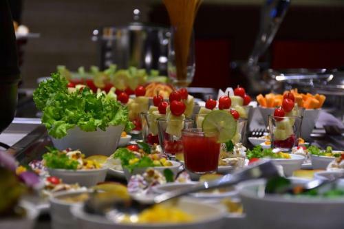 Hotel Nirvana Sarovar Portico Gorakhpur