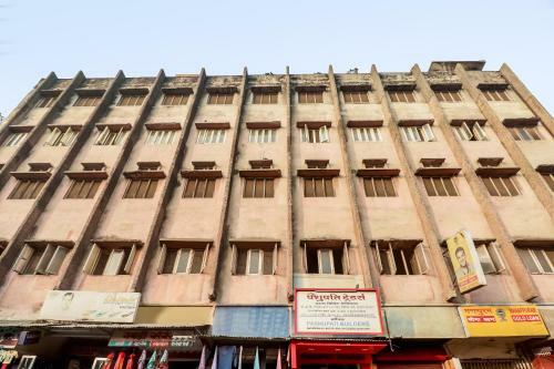 Spot On 66108 Hotel Awadh Kailash Inn