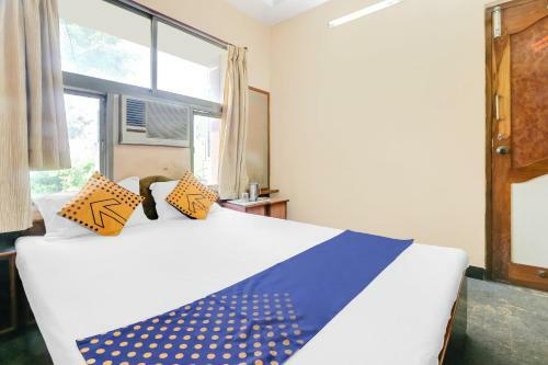 Spot On 63377 Hotel City Heart