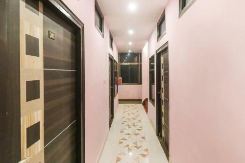 Oyo 69952 Hotel Rds