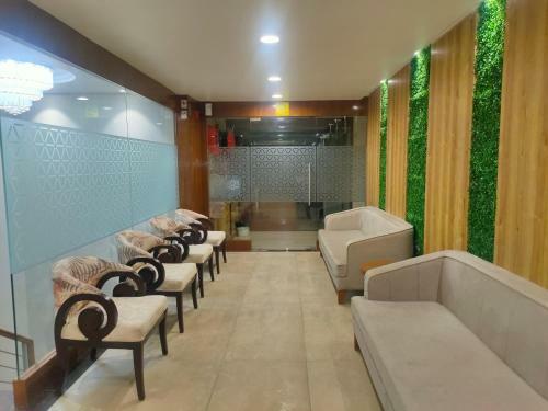 Hotel Sapphire Inn