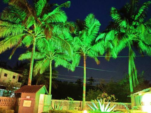 Hotel Morjim Beach Resort