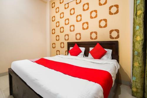 Hotel Oyo 68637 Deepak Residency
