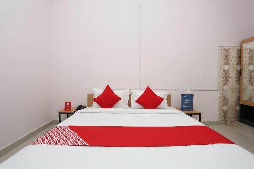 Hotel Oyo Flagship Darbaripur Road