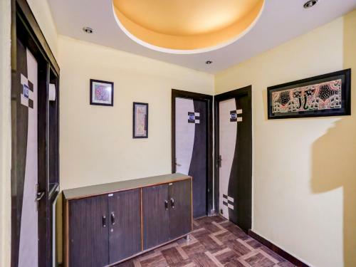 Hotel Oyo 62291 Parth Residency