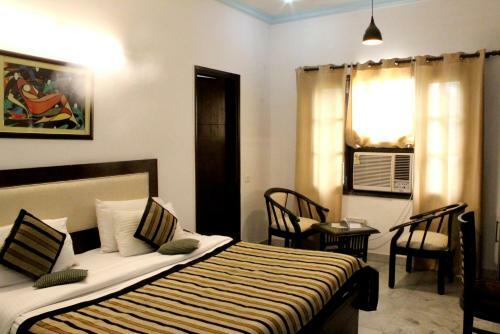 Hostal Ct Stay Golf Course Road