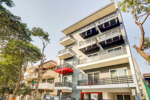 Hotel Oyo 77643 Collection O 259