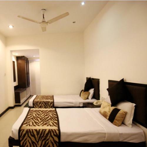 Regency Square Hotel