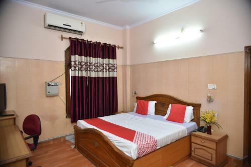 Oyo 24112 Hotel City View