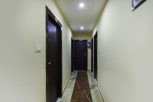 Capital O75964 The Royel Center Hotel