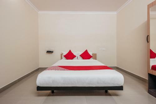 Hotel Oyo Flagship 30254 Neknampur