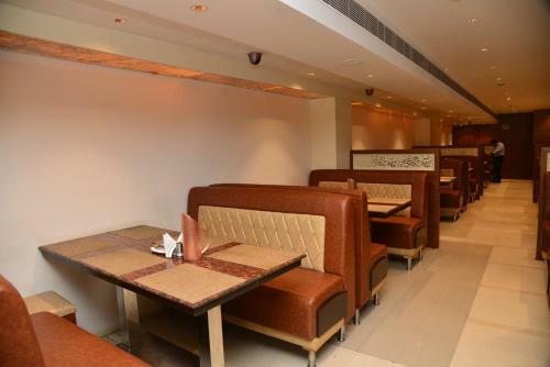 Thechi Hotels
