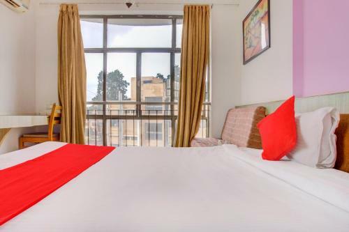 Hotel Oyo 77792 Silver Key Revenkar Comforts