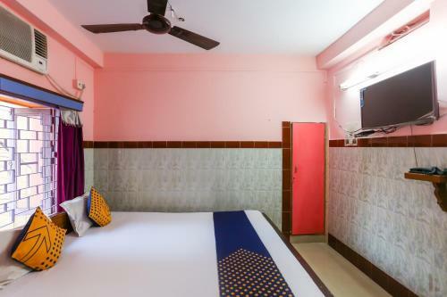 Hotel Oyo 71439 Rsquare Elite