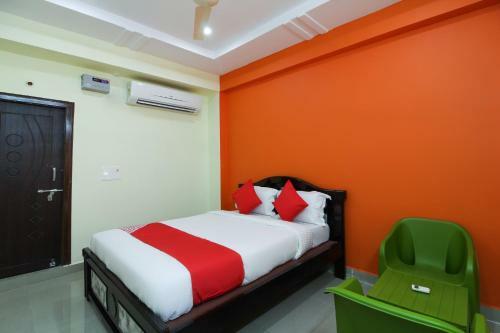 Hotel Oyo 68493 S V Residency