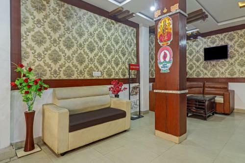 Oyo Hyd1589 Hotel Sai Palace