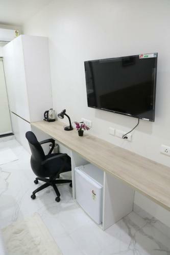Hotel Swansuites - Gachibowli