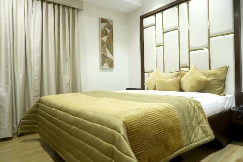 Hotel Grand Girdhar