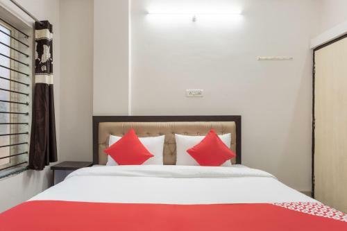 Hotel Oyo 36501 Royal Palace