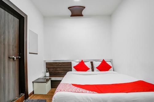 Hotel Oyo Flagship 76105 Rahul Residency