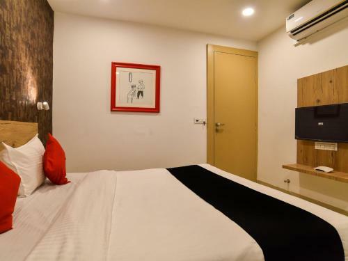Capital O Ind670 Dhs Hotels