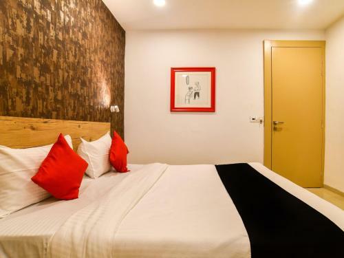Capital O Ind670 Dhs Hotels