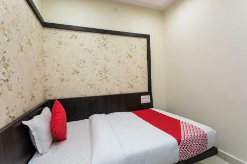 Hotel Oyo 30860 Sun Palace