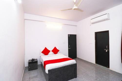 Oyo 39774 Hotel Kanishka Residency