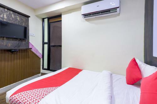Oyo 44014 Hotel Shree