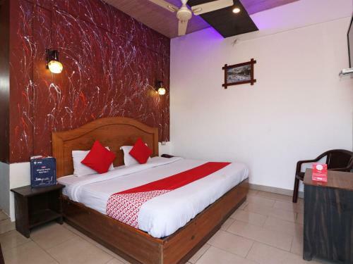 Oyo 72863 New Satkar Hotel