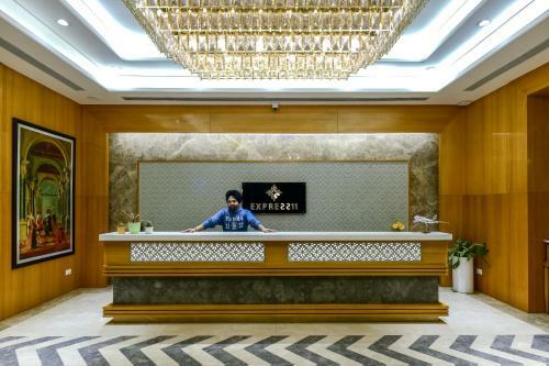 Express11 Hotel