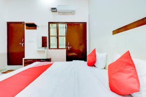 Oyo 80269 Kishan Hotel & Restaurant