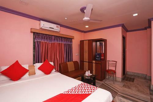Hotel Oyo 10079 Rainbow Guest House