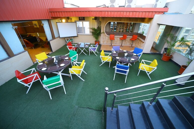 Souvenir Peppermint Hotel