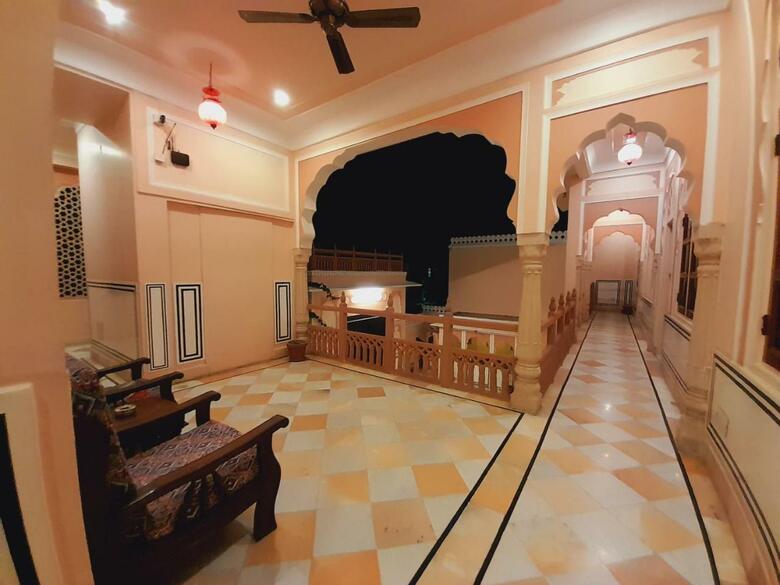 Hotel Raj Rajeshwari Haveli