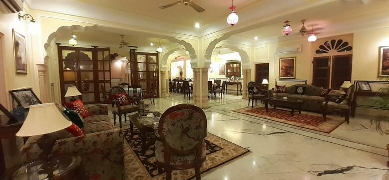 Hotel Raj Rajeshwari Haveli