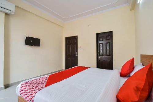 Hotel Oyo 64484 Sajjan Residency
