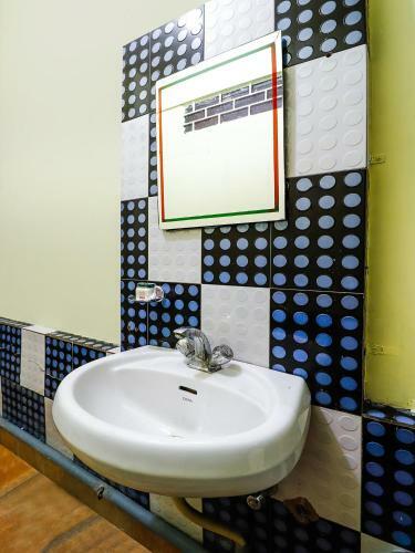 Oyo 46138 Hotel Aapnni