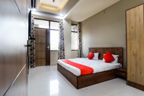 Hotel Oyo 65866 Shagun Home