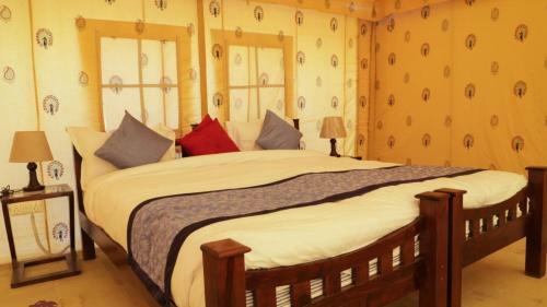 The Jaisalbagh Desert Camp
