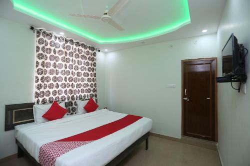 Oyo 23253 Hotel Baswari
