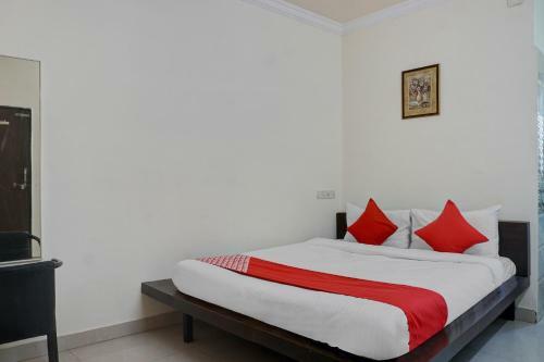 Oyo 39728 Hotel Surya